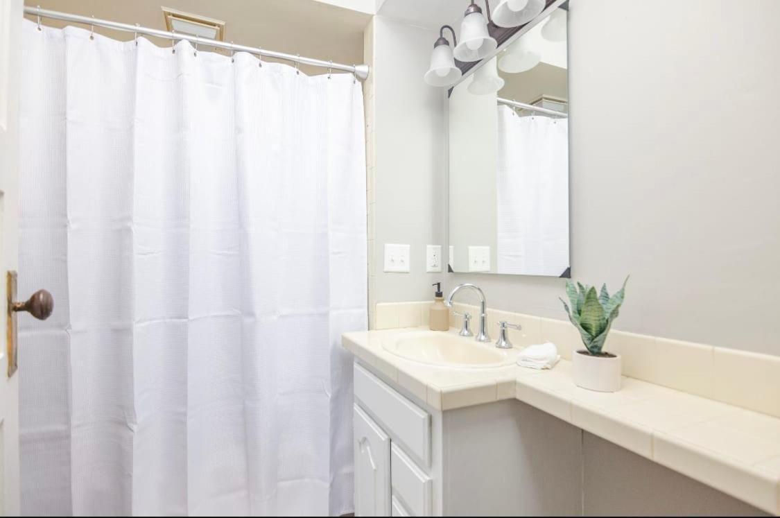 Spacious 2 Bedroom Home Near Ingersoll & Downtown Des Moines Buitenkant foto